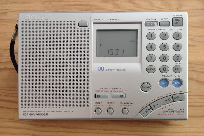 Shortwave radio receiver, Sony 7600-GR